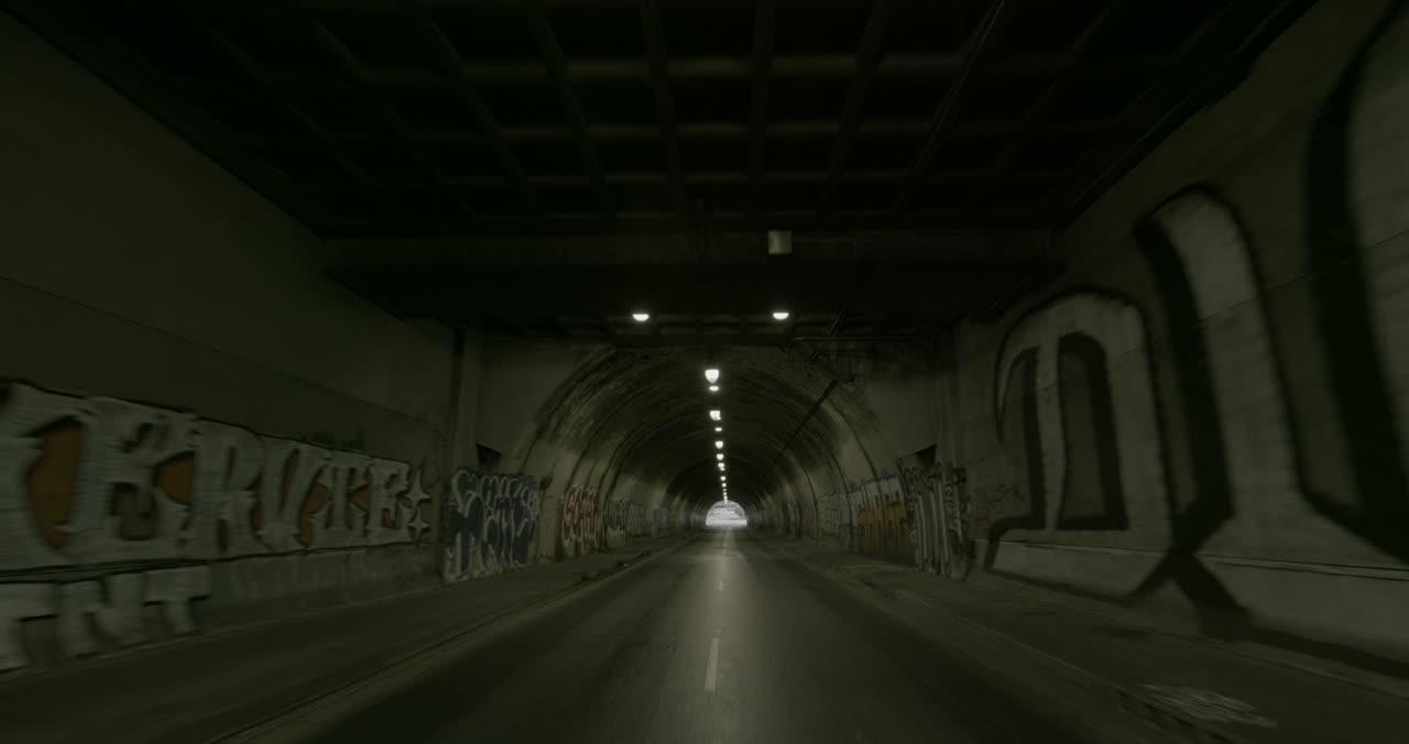 2nd Street Tunnel — Day Tunnel